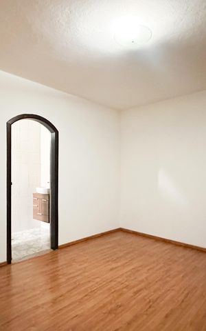 Casa à venda com 166m², 3 quartos e 2 vagas Casa à venda com 166m², 3 quartos e 2 vagasSuíte