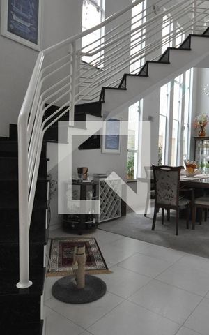 Casa à venda com 200m², 3 quartos e sem vaga
