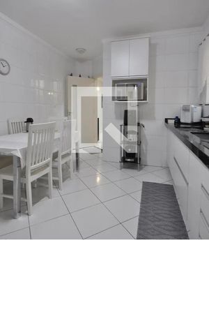 Casa à venda com 200m², 3 quartos e sem vaga