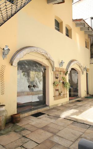 Casa para alugar com 350m², 4 quartos e 4 vagasQuintal