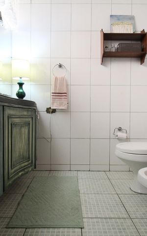 Casa para alugar com 350m², 4 quartos e 4 vagasBanheiro 1