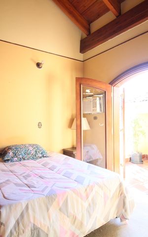 Casa para alugar com 350m², 4 quartos e 4 vagasSuíte 4