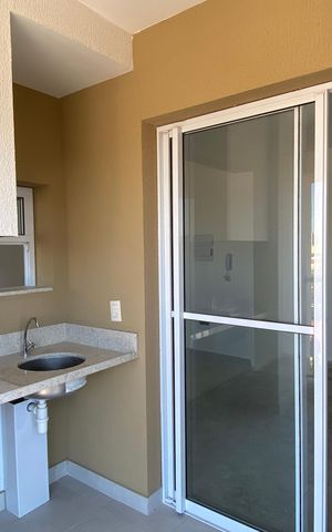 Apartamento à venda com 50m², 2 quartos e 1 vaga Apartamento à venda com 50m², 2 quartos e 1 vagaVaranda da Sala/Cozinha