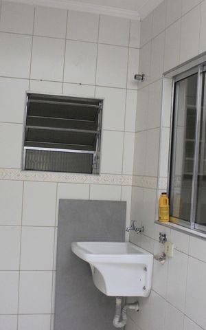 Casa para alugar com 80m², 2 quartos e sem vagaLavanderia