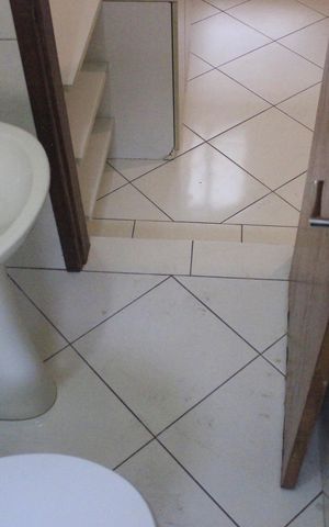Casa para alugar com 80m², 2 quartos e sem vagaBanheiro da Suíte