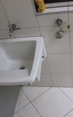 Casa para alugar com 80m², 2 quartos e sem vagaLavanderia