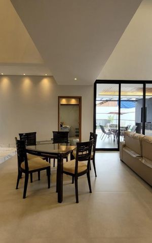 Casa de condomínio para alugar com 260m², 4 quartos e 4 vagas Casa de condomínio para alugar com 260m², 4 quartos e 4 vagasSala