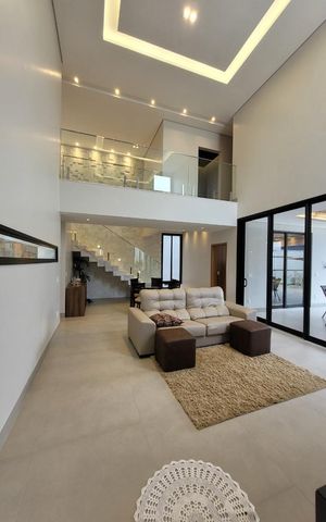 Casa de condomínio para alugar com 260m², 4 quartos e 4 vagas Casa de condomínio para alugar com 260m², 4 quartos e 4 vagasSala