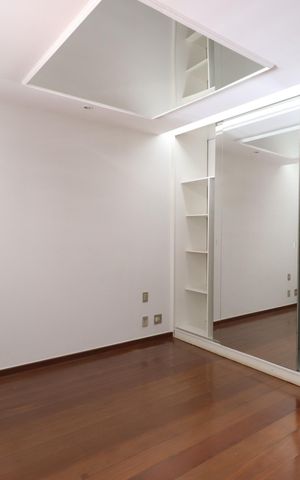 Casa para alugar com 294m², 4 quartos e 2 vagasSuíte 2