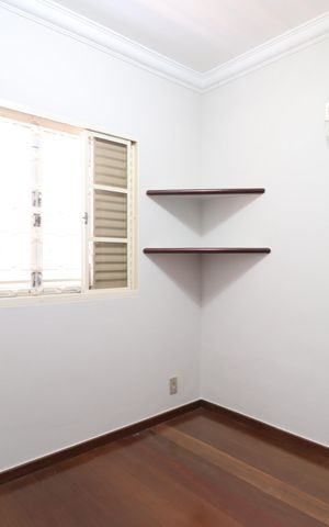 Casa para alugar com 294m², 4 quartos e 2 vagasQuarto 2