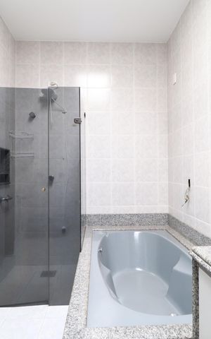Casa para alugar com 294m², 4 quartos e 2 vagasBanheiro da Suíte 2