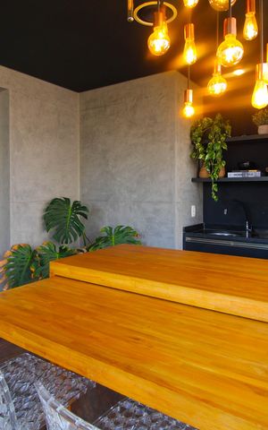 Apartamento à venda com 200m², 3 quartos e 3 vagas Apartamento à venda com 200m², 3 quartos e 3 vagasVaranda da Sala