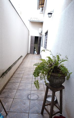 Casa à venda com 420m², 4 quartos e 4 vagas