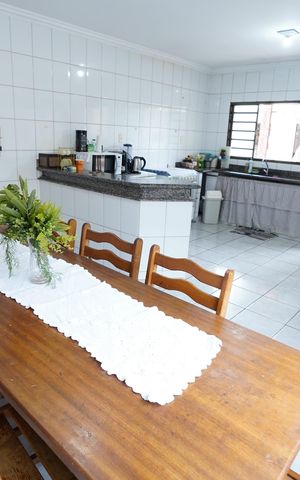 Casa à venda com 420m², 4 quartos e 4 vagas