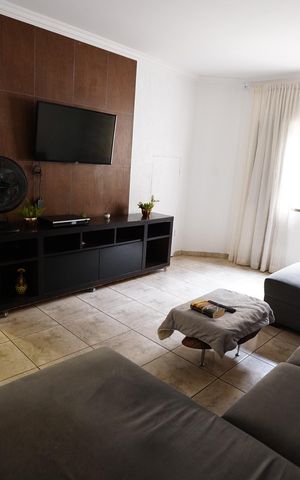 Casa à venda com 420m², 4 quartos e 4 vagas