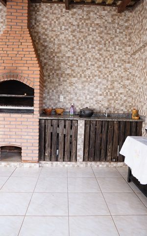 Casa à venda com 420m², 4 quartos e 4 vagas