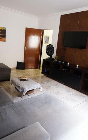 Casa à venda com 420m², 4 quartos e 4 vagas