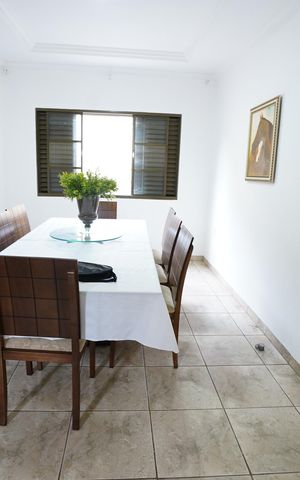 Casa à venda com 420m², 4 quartos e 4 vagas