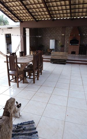 Casa à venda com 420m², 4 quartos e 4 vagas