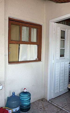 Casa à venda com 80m², 2 quartos e sem vagaÁrea de serviço