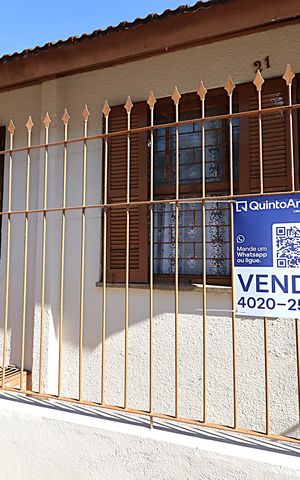 Casa à venda com 80m², 2 quartos e sem vagaFachada