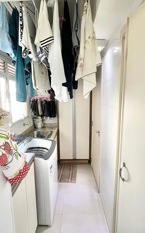 Apartamento à venda com 118m², 3 quartos e 3 vagas Apartamento à venda com 118m², 3 quartos e 3 vagasÁrea de Serviço