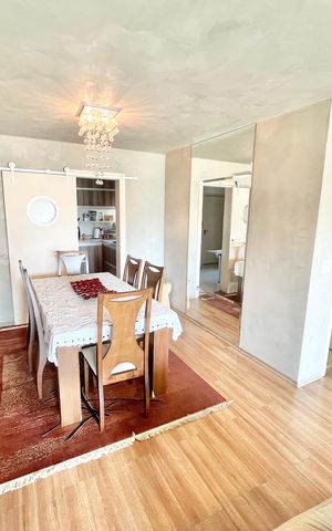 Apartamento à venda com 118m², 3 quartos e 3 vagas Apartamento à venda com 118m², 3 quartos e 3 vagasSala