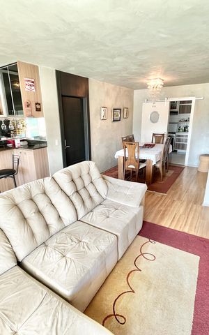 Apartamento à venda com 118m², 3 quartos e 3 vagas Apartamento à venda com 118m², 3 quartos e 3 vagasSala