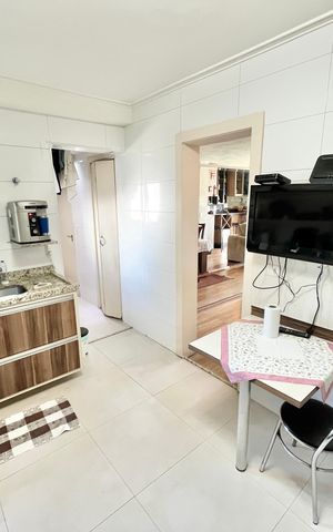 Apartamento à venda com 118m², 3 quartos e 3 vagas Apartamento à venda com 118m², 3 quartos e 3 vagasCozinha