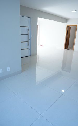 Casa à venda com 250m², 5 quartos e 4 vagas