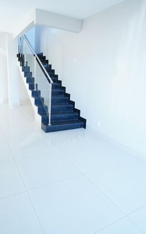 Casa à venda com 250m², 5 quartos e 4 vagas