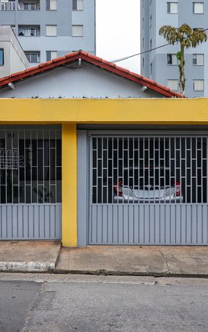 Casa à venda com 130m², 3 quartos e 2 vagas