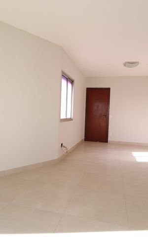 Apartamento para alugar com 131m², 3 quartos e 2 vagasSala