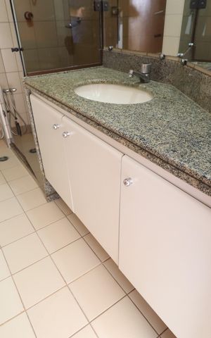 Apartamento para alugar com 131m², 3 quartos e 2 vagasBanheiro Social 1