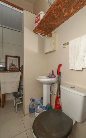 Apartamento para alugar com 50m², 2 quartos e sem vagaBanheiro de serviço