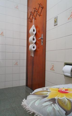 Casa à venda com 295m², 3 quartos e 2 vagasBanheiro 1