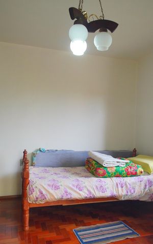 Casa à venda com 295m², 3 quartos e 2 vagasQuarto 3