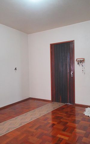 Casa à venda com 295m², 3 quartos e 2 vagasSala 2