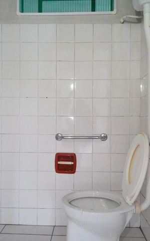 Casa à venda com 295m², 3 quartos e 2 vagasBanheiro 2