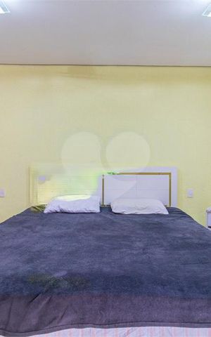 Casa à venda com 104m², 4 quartos e 2 vagas