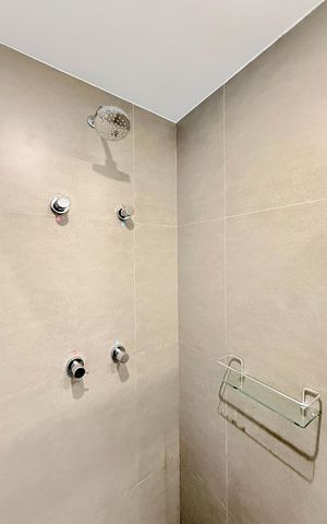 Apartamento à venda com 25m², 1 quarto e sem vaga Apartamento à venda com 25m², 1 quarto e sem vagaBanheiro