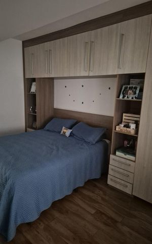 Casa de condomínio à venda com 180m², 3 quartos e 2 vagas