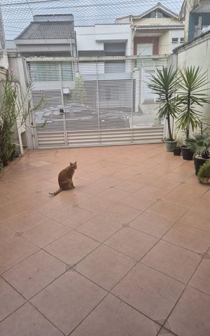 Casa de condomínio à venda com 180m², 3 quartos e 2 vagas