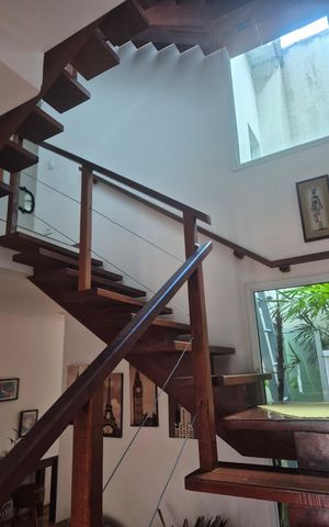 Casa de condomínio à venda com 180m², 3 quartos e 2 vagas