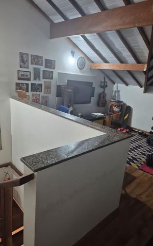 Casa de condomínio à venda com 180m², 3 quartos e 2 vagas