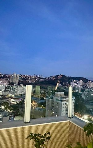 Apartamento à venda com 160m², 3 quartos e 3 vagas Apartamento à venda com 160m², 3 quartos e 3 vagasVista