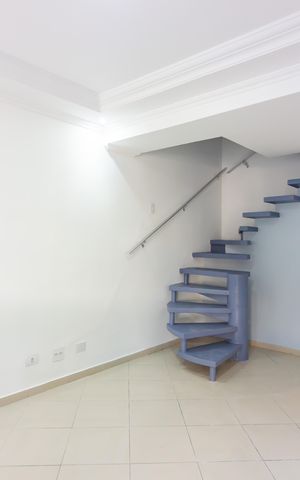 Casa de condomínio à venda com 99m², 3 quartos e 1 vaga Casa de condomínio à venda com 99m², 3 quartos e 1 vagaSala
