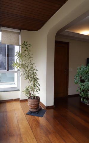 Casa de condomínio à venda com 156m², 4 quartos e 3 vagasVaranda da Sala