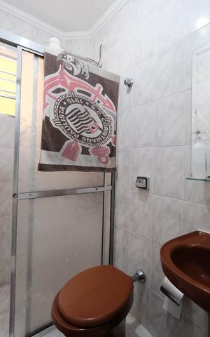 Casa à venda com 130m², 3 quartos e 2 vagasBanheiro 2