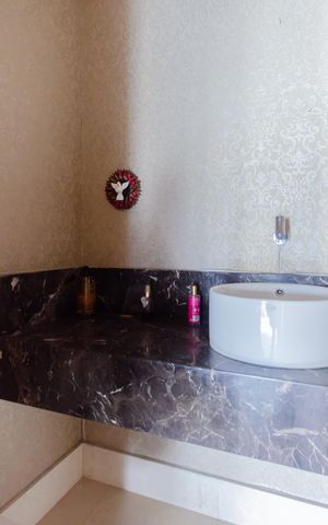 Apartamento à venda com 229m², 4 quartos e 4 vagasLavabo